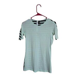 Lululemon Top Women 2 Devotion Short Mint Moment Sea Stripe  Black Athleisure